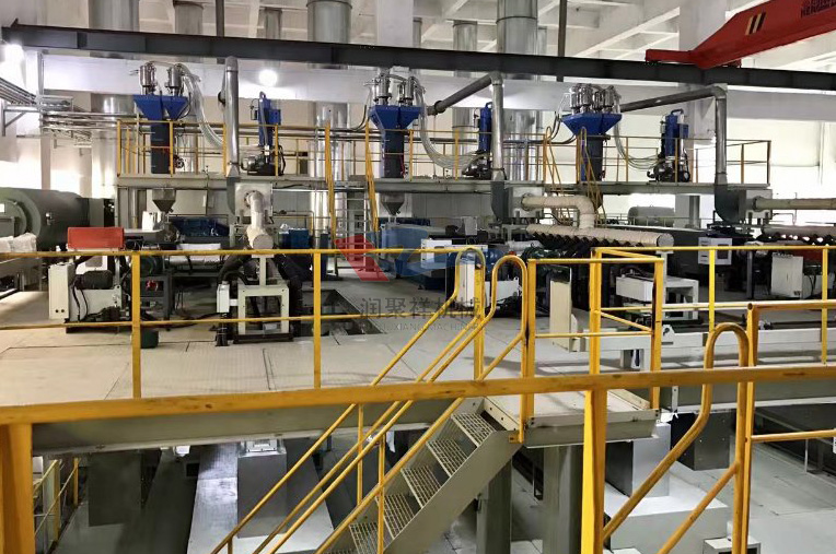 SSMS无纺布设备1.jpg SSMS无纺布设备1.jpg